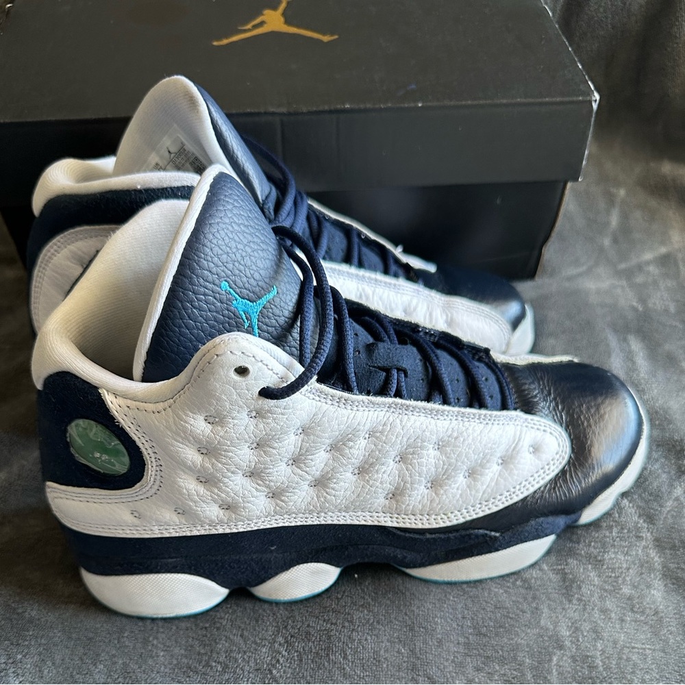 Air Jordan 13 Retro sneakers